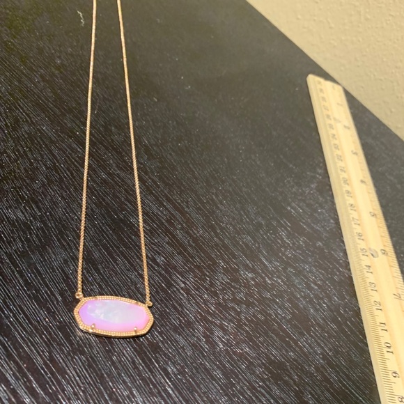 Kendra Scott Rose Gold Necklace NWOT - Picture 3 of 5